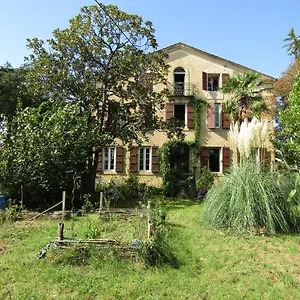 La Demeure Des Fleurs Caillavet